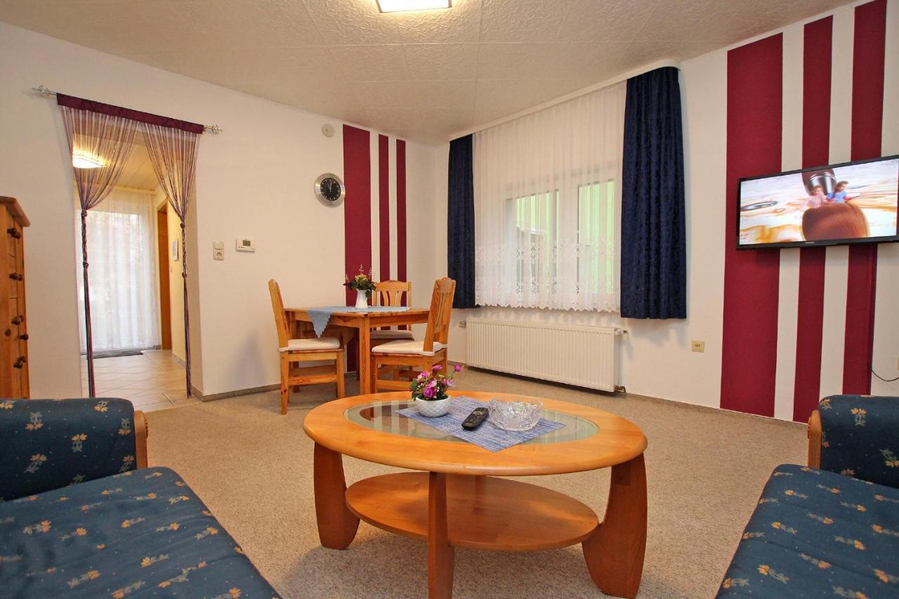 Ferienhaus Waren See 5521 エクステリア 写真